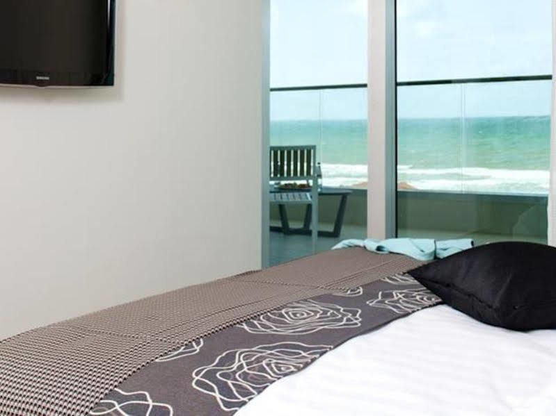 West All Suites Hotel Ashdod Exterior foto