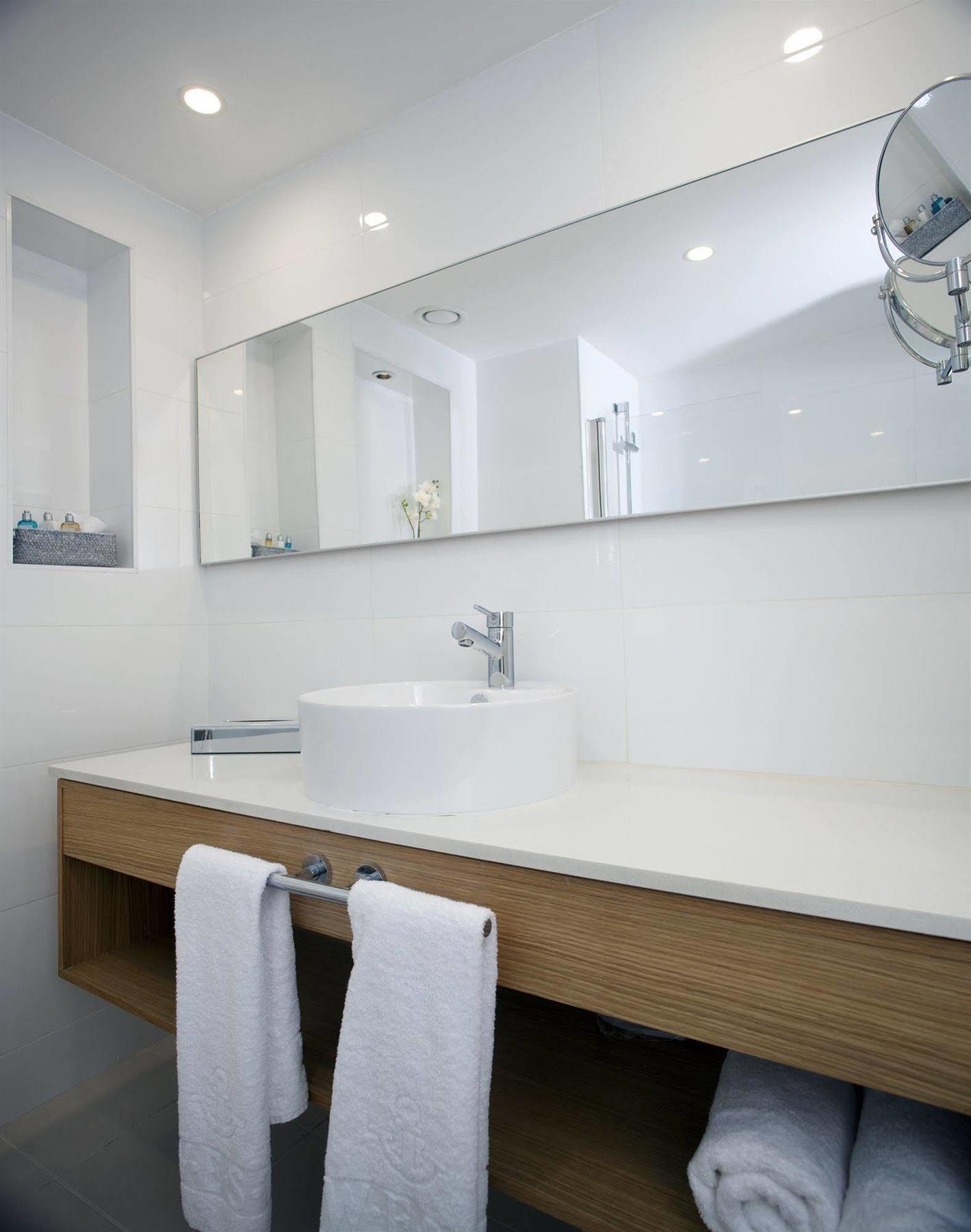 West All Suites Hotel Ashdod Exterior foto