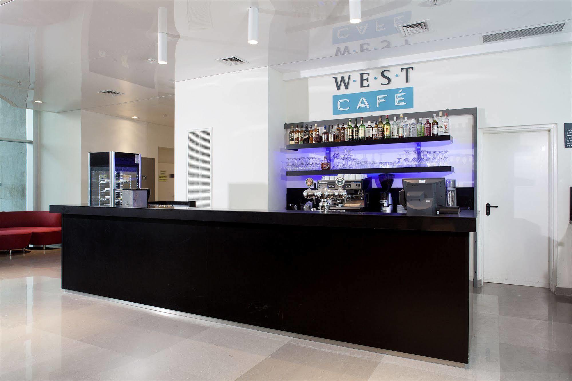 West All Suites Hotel Ashdod Exterior foto